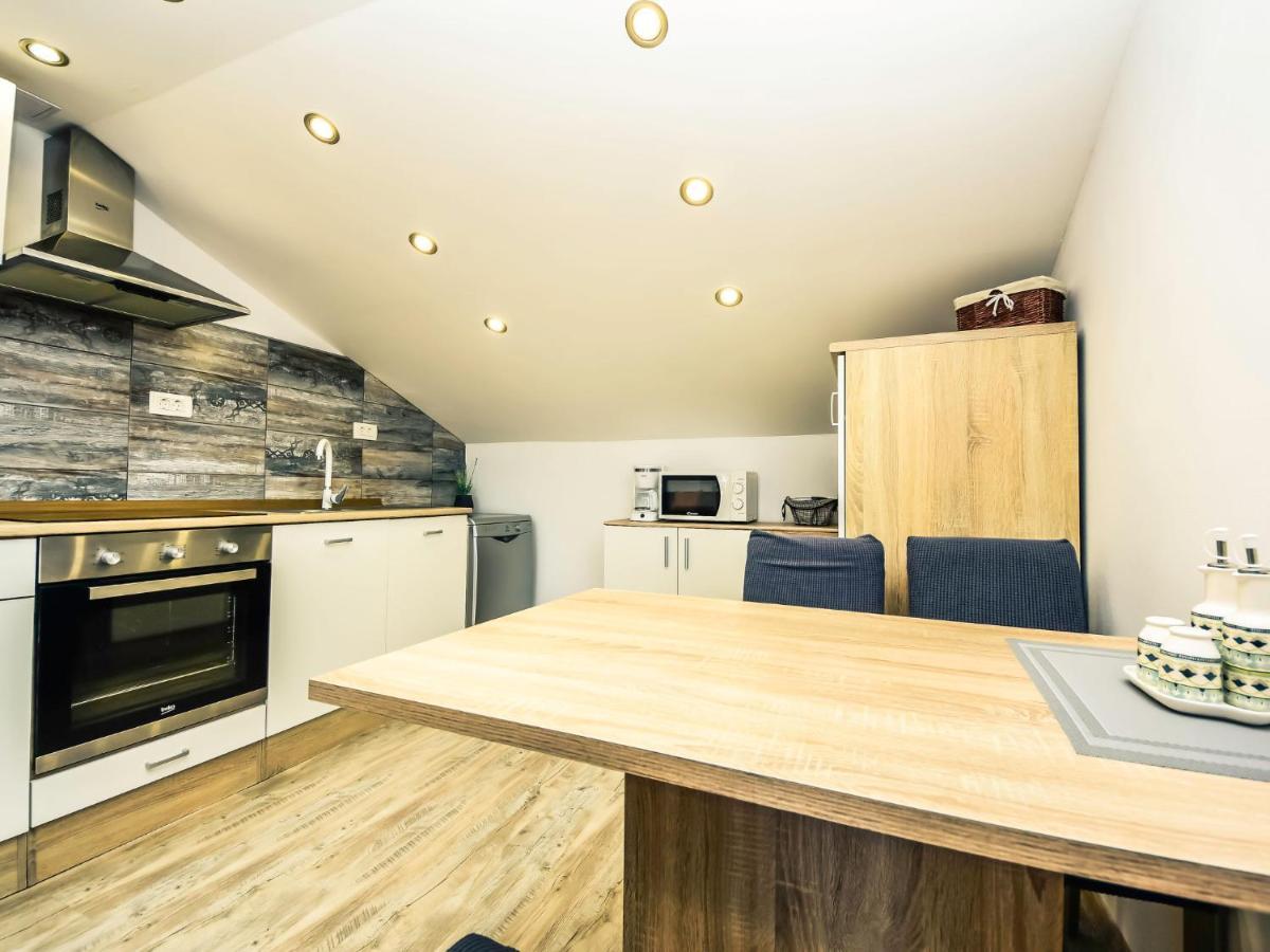 Apartment Matanovi Dvori-2 By Interhome Vir Εξωτερικό φωτογραφία