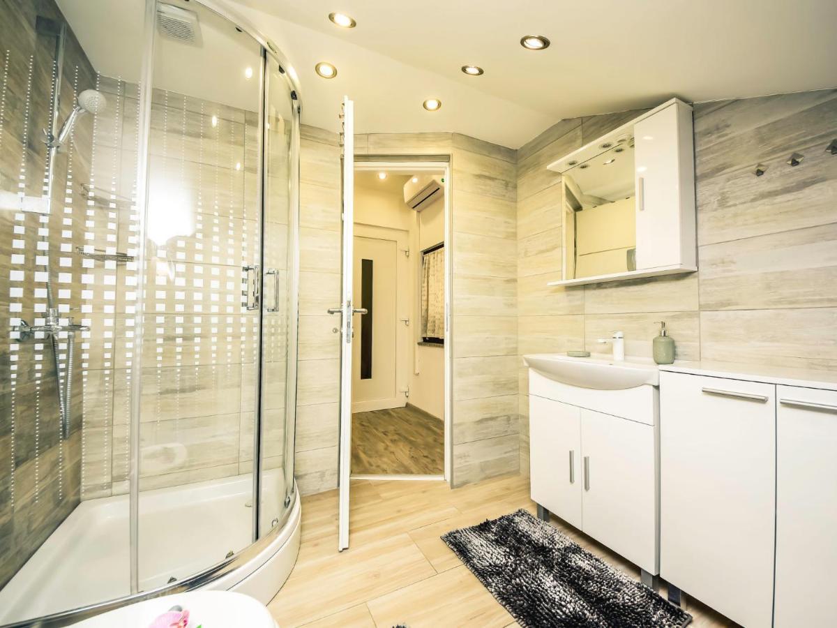 Apartment Matanovi Dvori-2 By Interhome Vir Εξωτερικό φωτογραφία