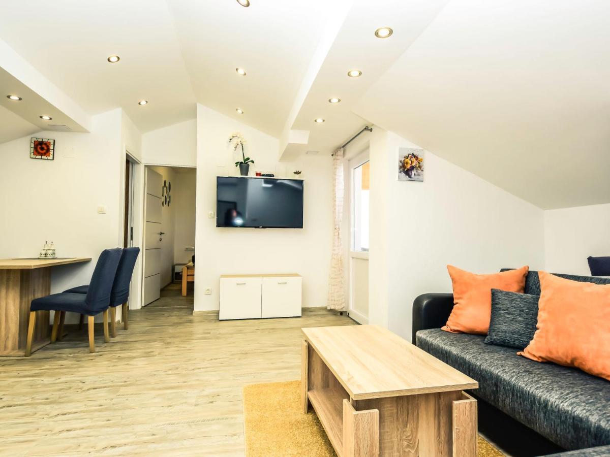 Apartment Matanovi Dvori-2 By Interhome Vir Εξωτερικό φωτογραφία
